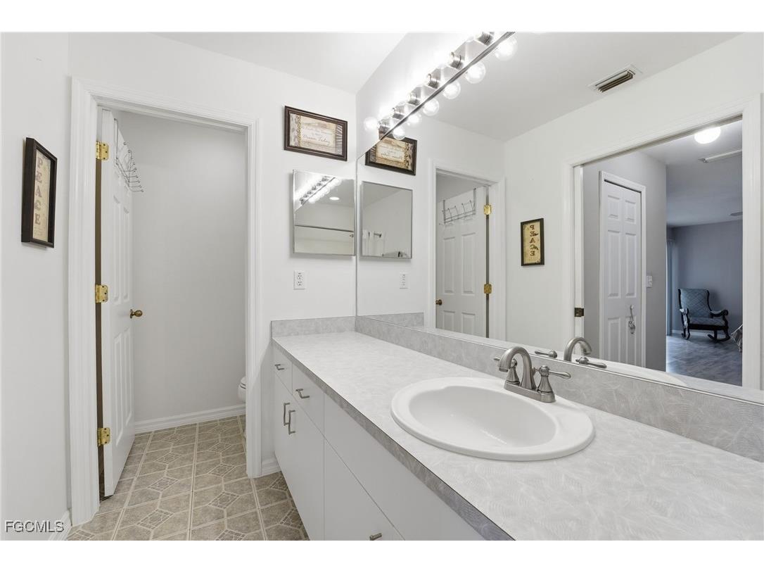 6801 Babcock Street Fort Myers FL 33966 2025024378 image26