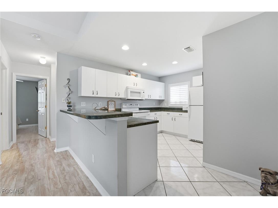 6801 Babcock Street Fort Myers FL 33966 2025024378 image8