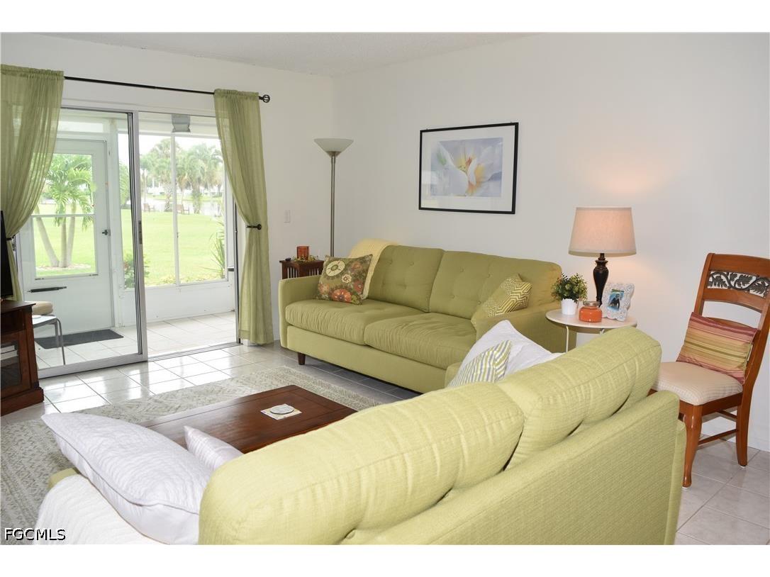 6801 Lake Mcgregor Circle Fort Myers FL 33919 2026025067 image5