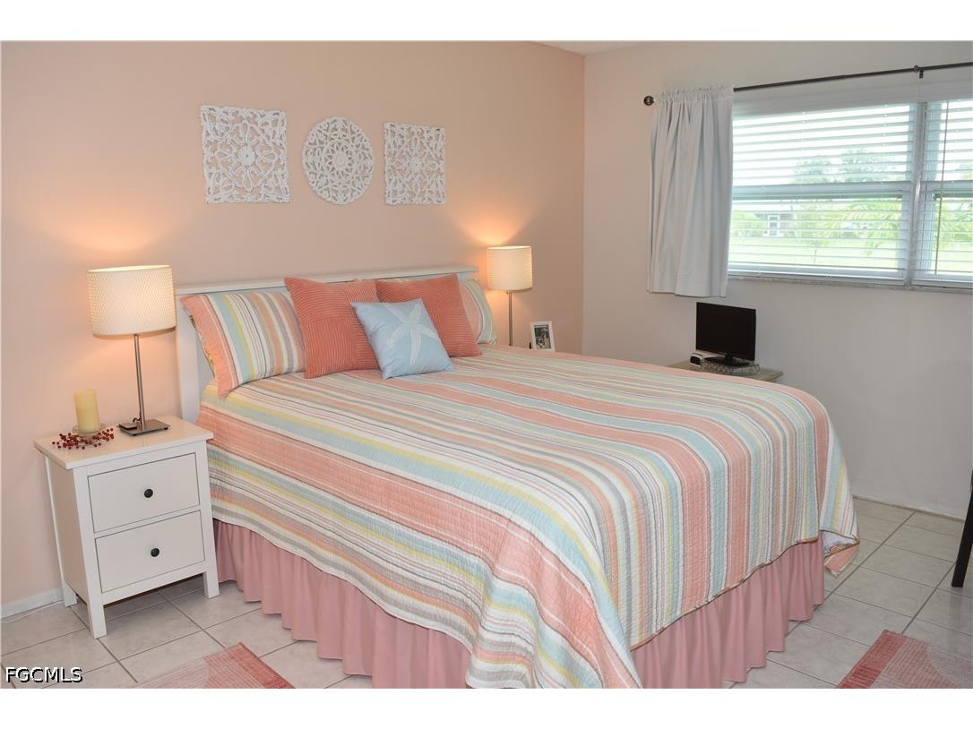 6801 Lake Mcgregor Circle Fort Myers FL 33919 2026025067 image8