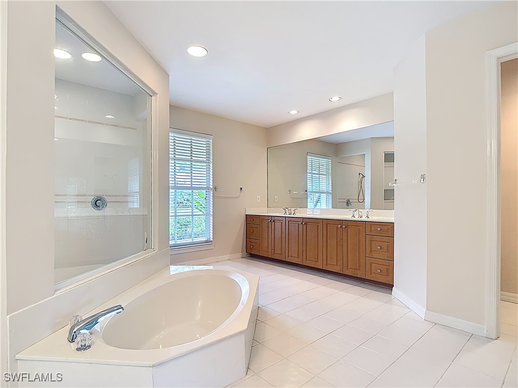 6806 Wellington Drive Naples FL 34109 225063225 image16