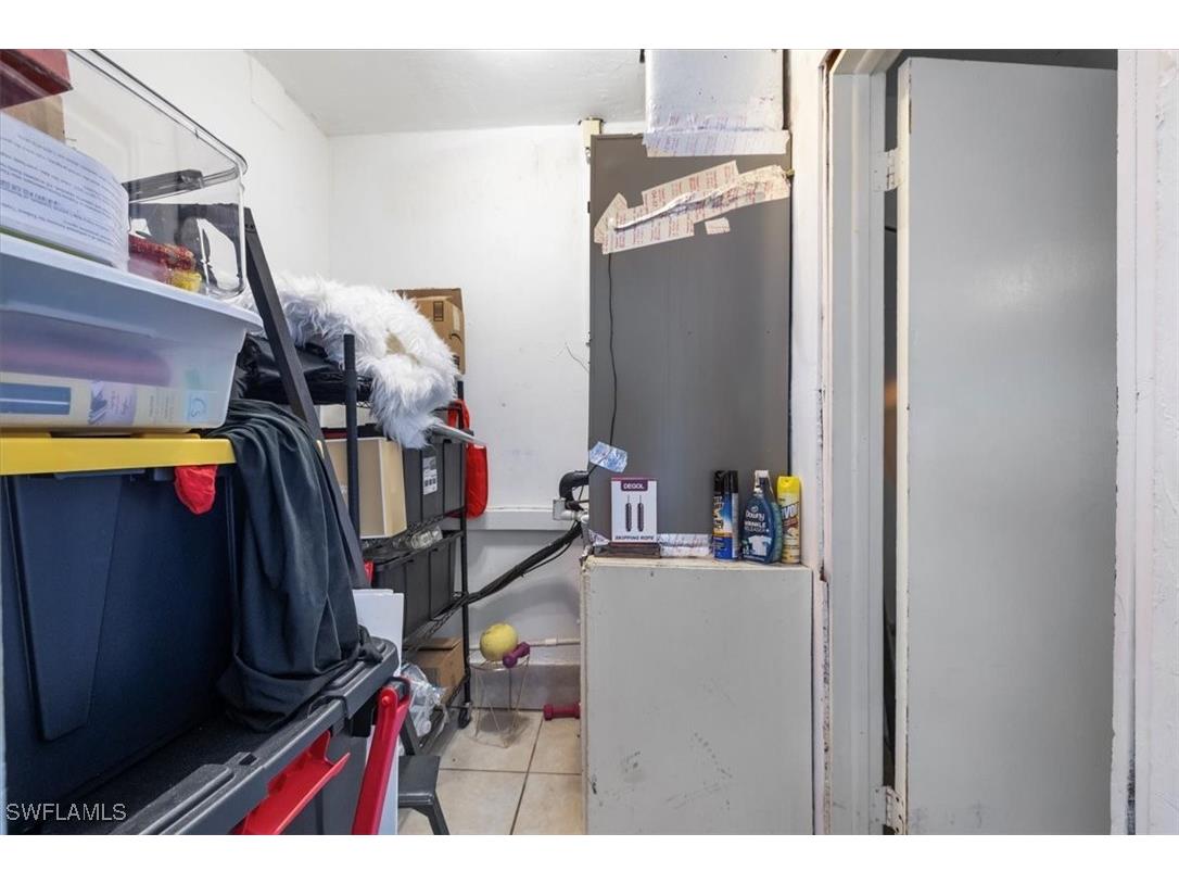 681/683 95th Avenue N Naples FL 34108 225075544 image28