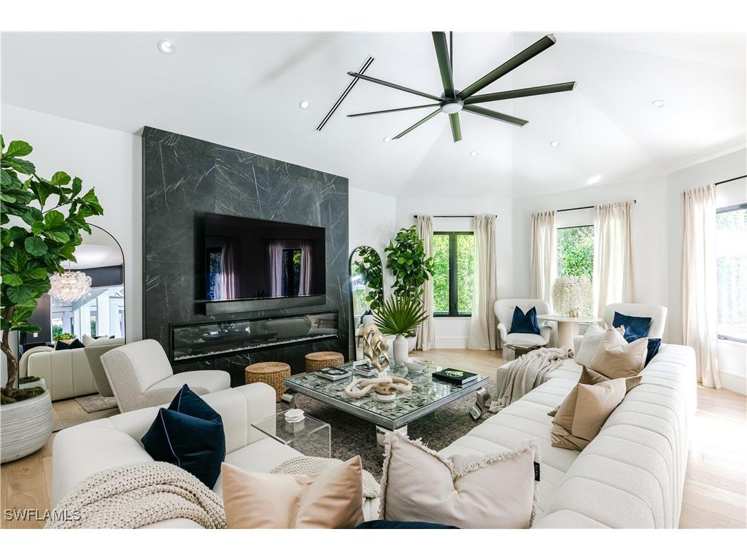 681 Katemore Lane Naples FL 34108 224019170 image9