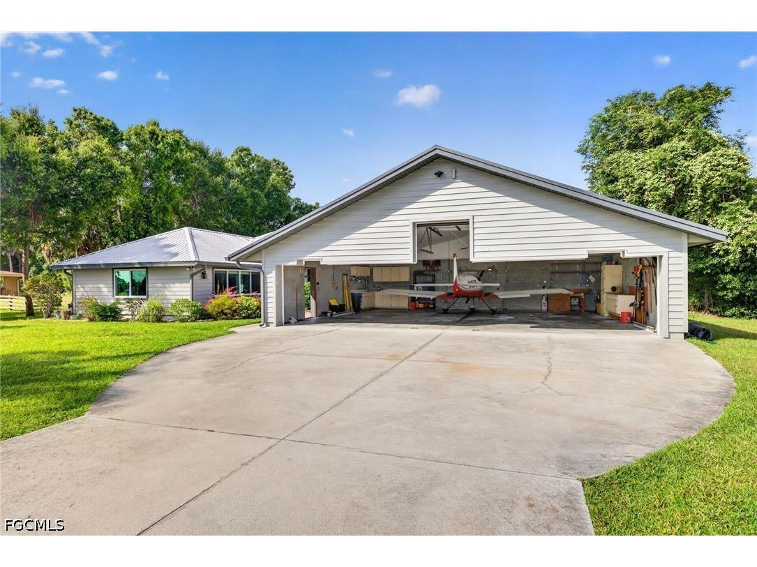 6810 Tech Court Fort Myers FL 33905 2026017723 image3