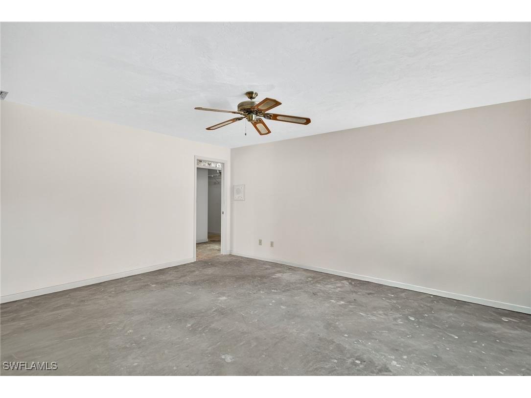 6811 Sandalwood Lane Naples FL 34109 225081450 image18