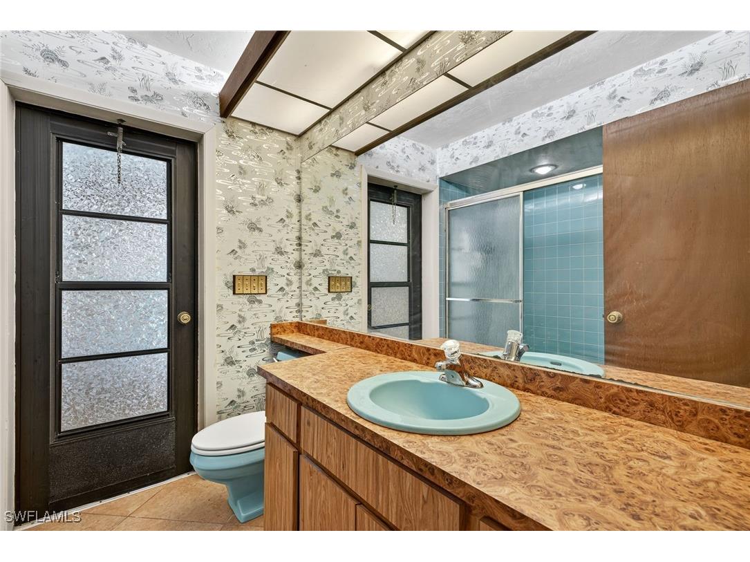 6811 Sandalwood Lane Naples FL 34109 225081450 image26