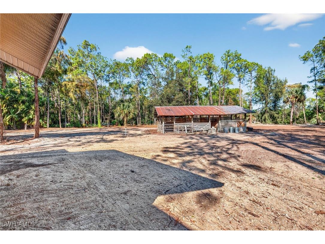 6811 Sandalwood Lane Naples FL 34109 225081450 image50