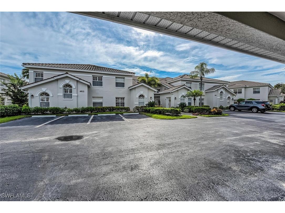 6812 Satinleaf Road S #202 Naples FL 34109 226004946 image2
