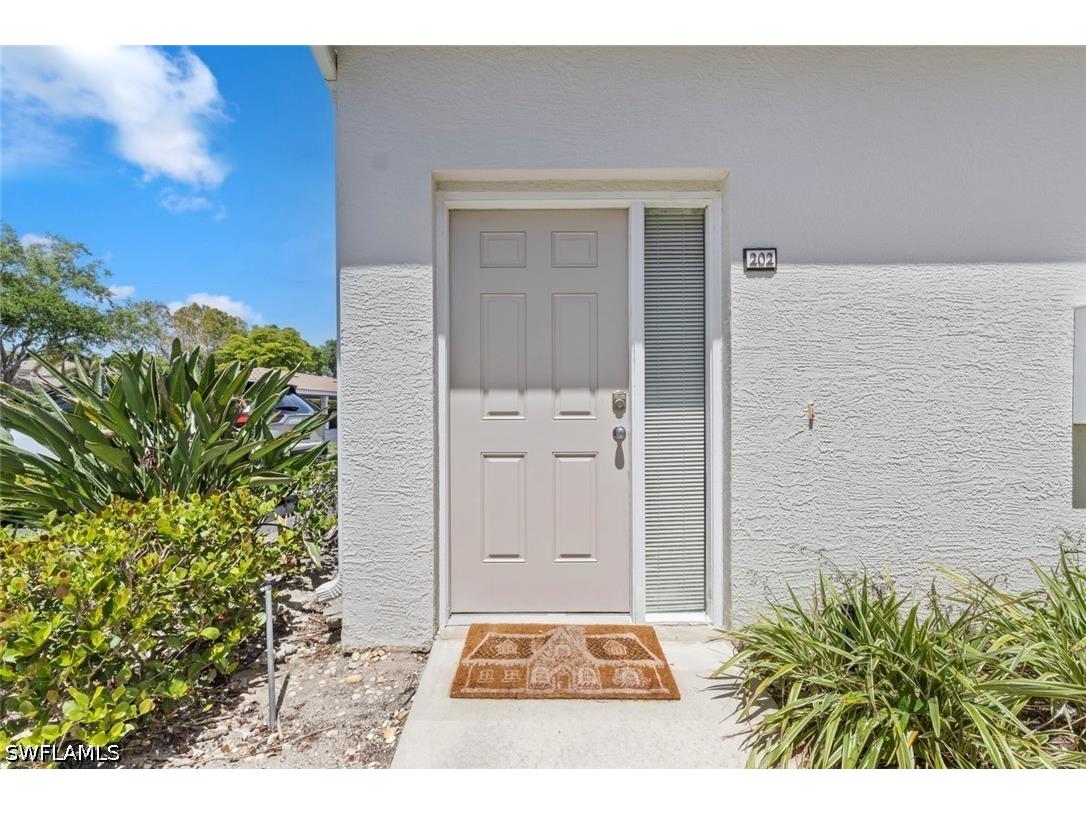 6812 Satinleaf Road S #202 Naples FL 34109 226014547 image3