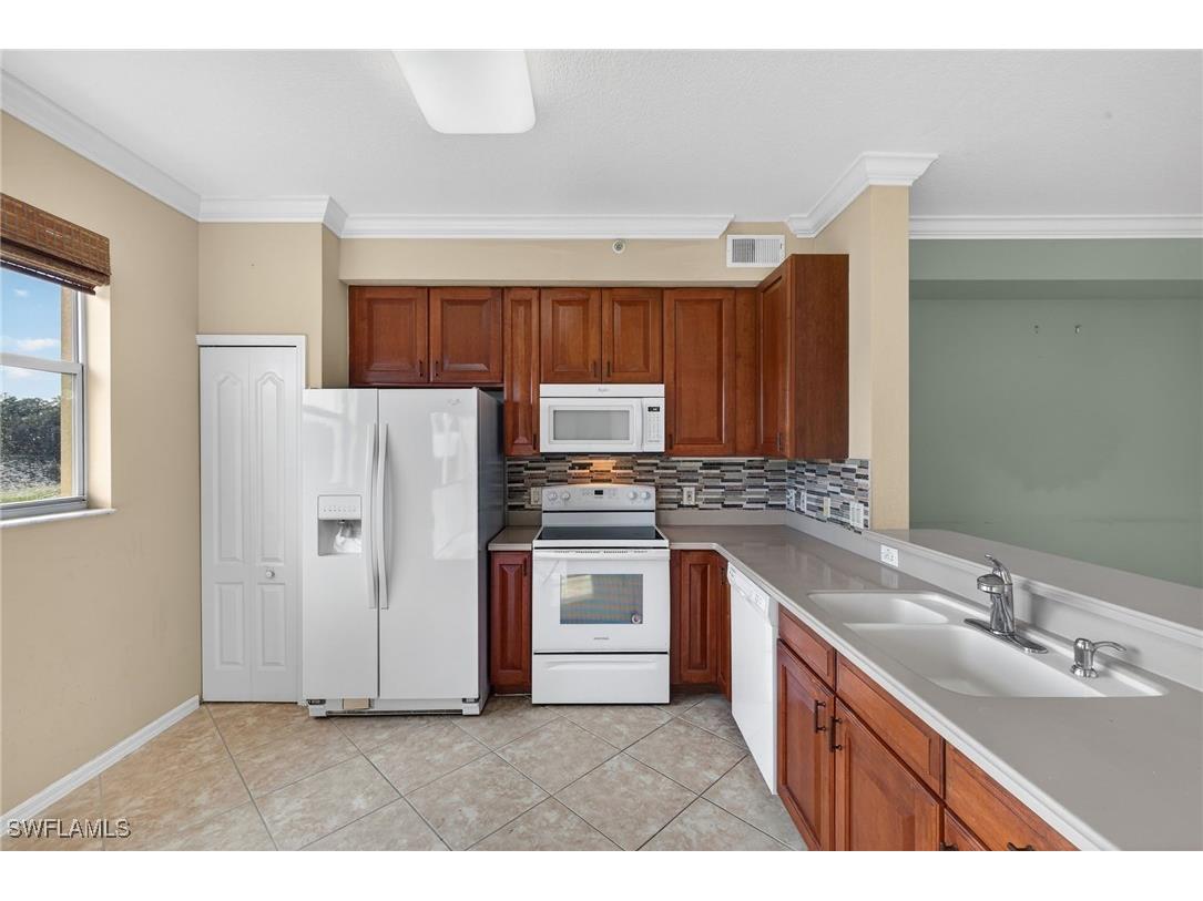 6816 Sterling Greens Place #303 Naples FL 34104 225084215 image4