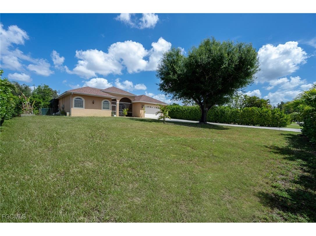 6817 Eagle Street Fort Myers FL 33966 2025016817 image1
