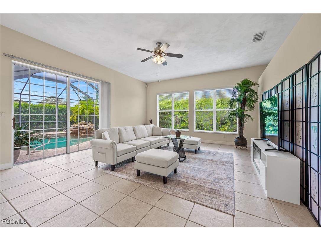 6817 Eagle Street Fort Myers FL 33966 2025016817 image12