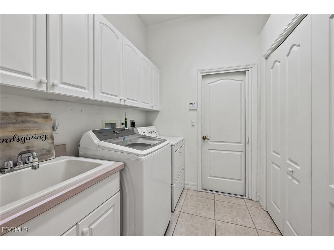 6817 Eagle Street Fort Myers FL 33966 2025016817 image16