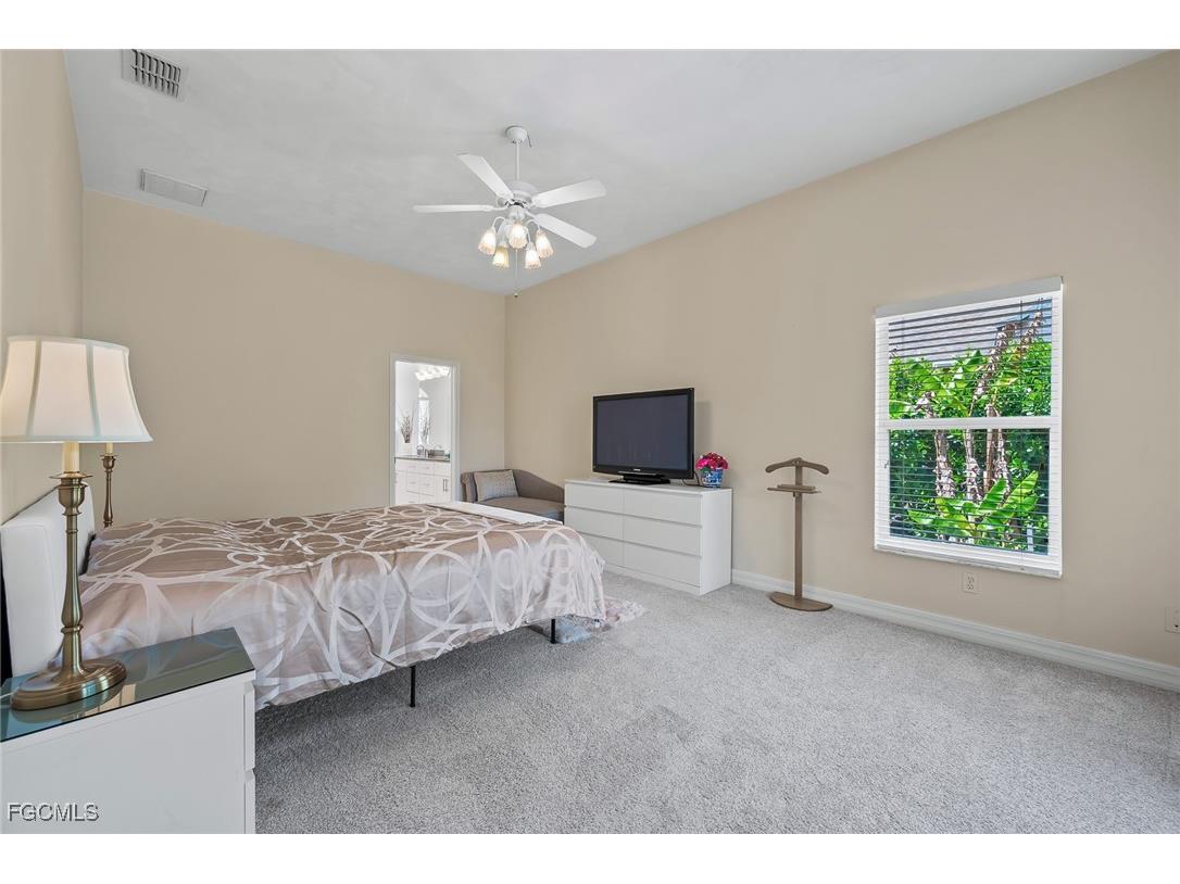 6817 Eagle Street Fort Myers FL 33966 2025016817 image17