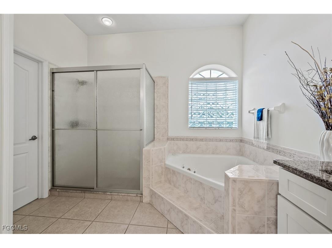 6817 Eagle Street Fort Myers FL 33966 2025016817 image20