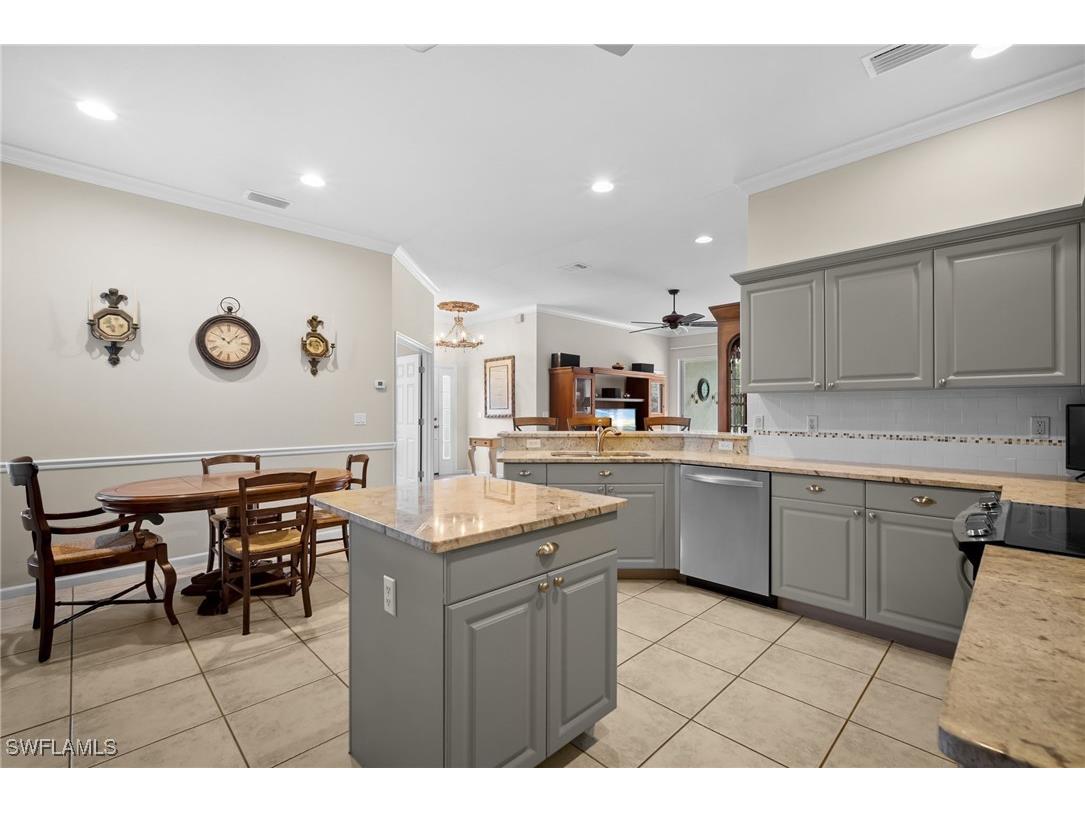 6819 Old Banyan Way Naples FL 34109 225075440 image7