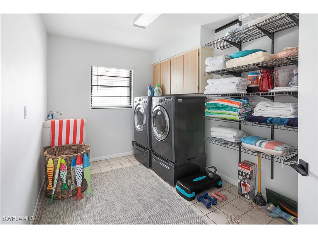 682 95th Avenue N Naples FL 34108 225063717 image21