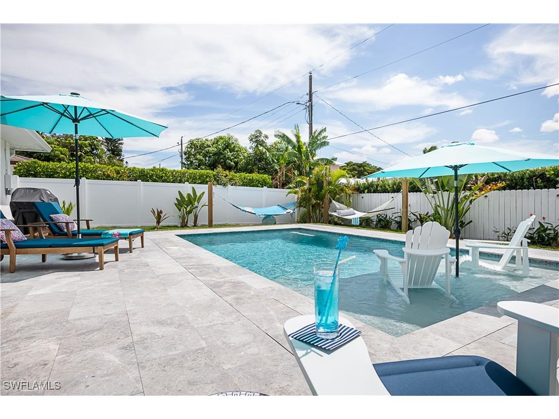 682 95th Avenue N Naples FL 34108 225063717 image24