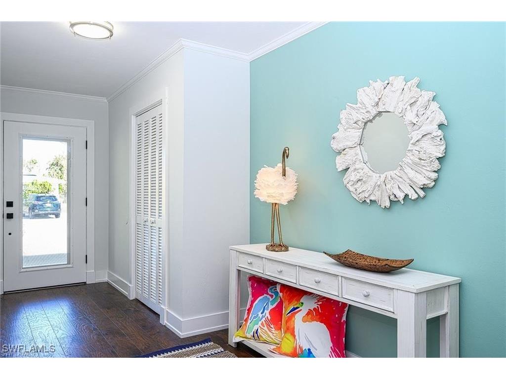 682 95th Avenue N Naples FL 34108 225063717 image3