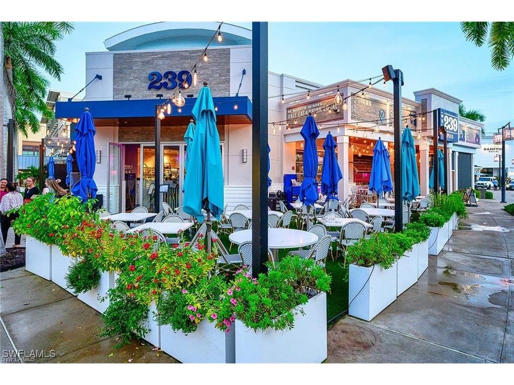 682 95th Avenue N Naples FL 34108 225063717 image30