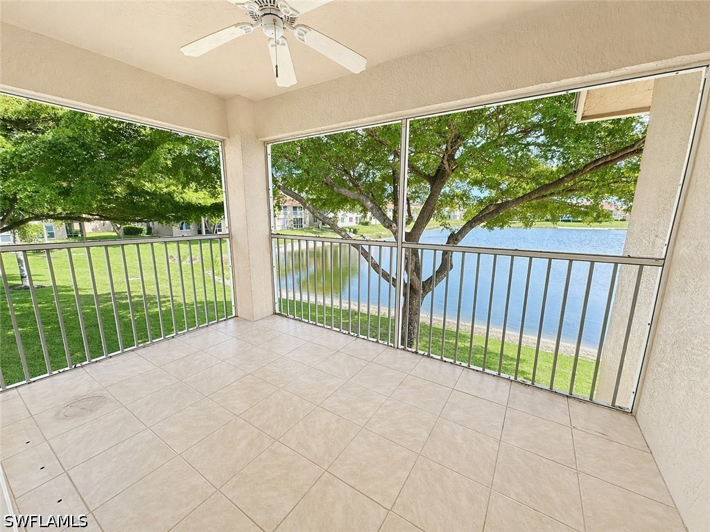 6820 Huntington Lakes Circle #201 Naples FL 34119 226016633 image1