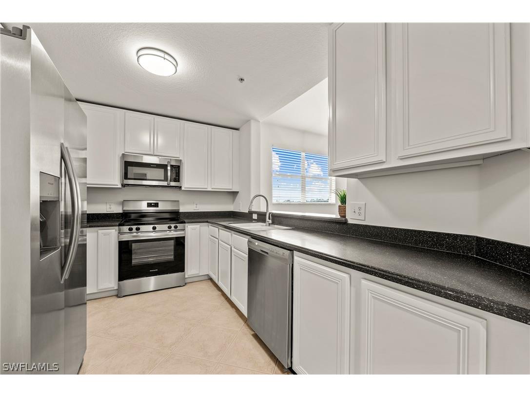 6820 Sterling Greens Place #401 Naples FL 34104 226007704 image20