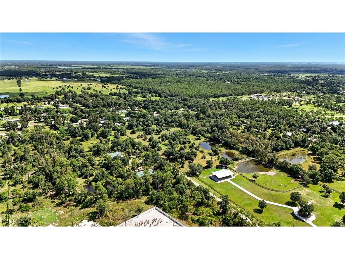 6821 Rich Road North Fort Myers FL 33917 2025003856 image11