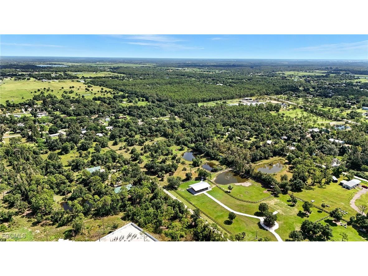 6821 Rich Road North Fort Myers FL 33917 2025003856 image13