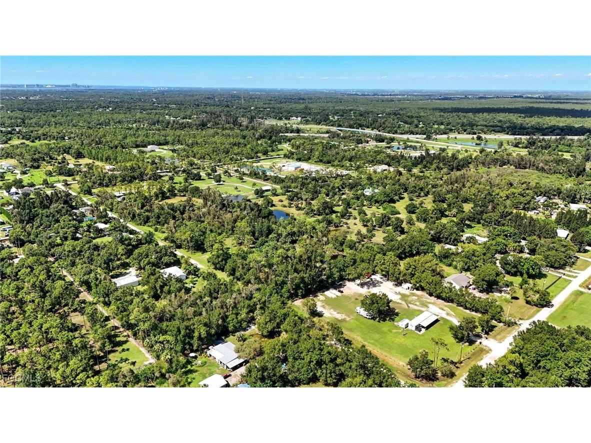 6821 Rich Road North Fort Myers FL 33917 2025003856 image17