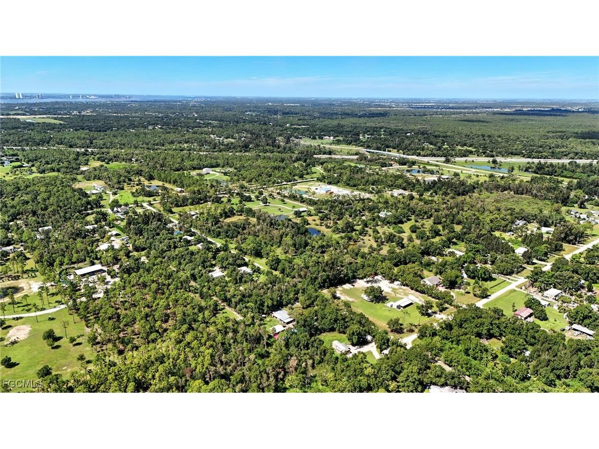 6821 Rich Road North Fort Myers FL 33917 2025003856 image23