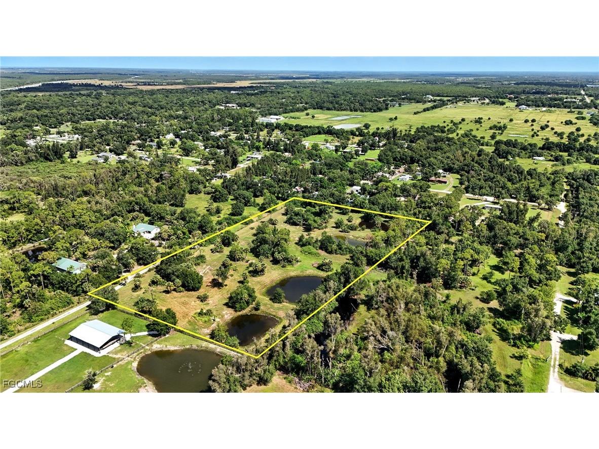 6821 Rich Road North Fort Myers FL 33917 2025003856 image8