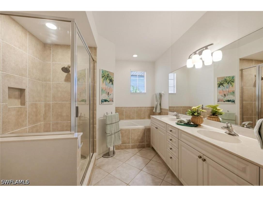 6822 Ascot Drive #202 Naples FL 34113 226019458 image18