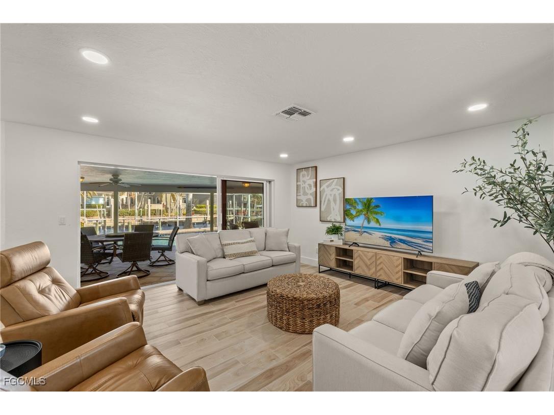 6822 Griffin Boulevard Fort Myers FL 33908 2026000698 image10