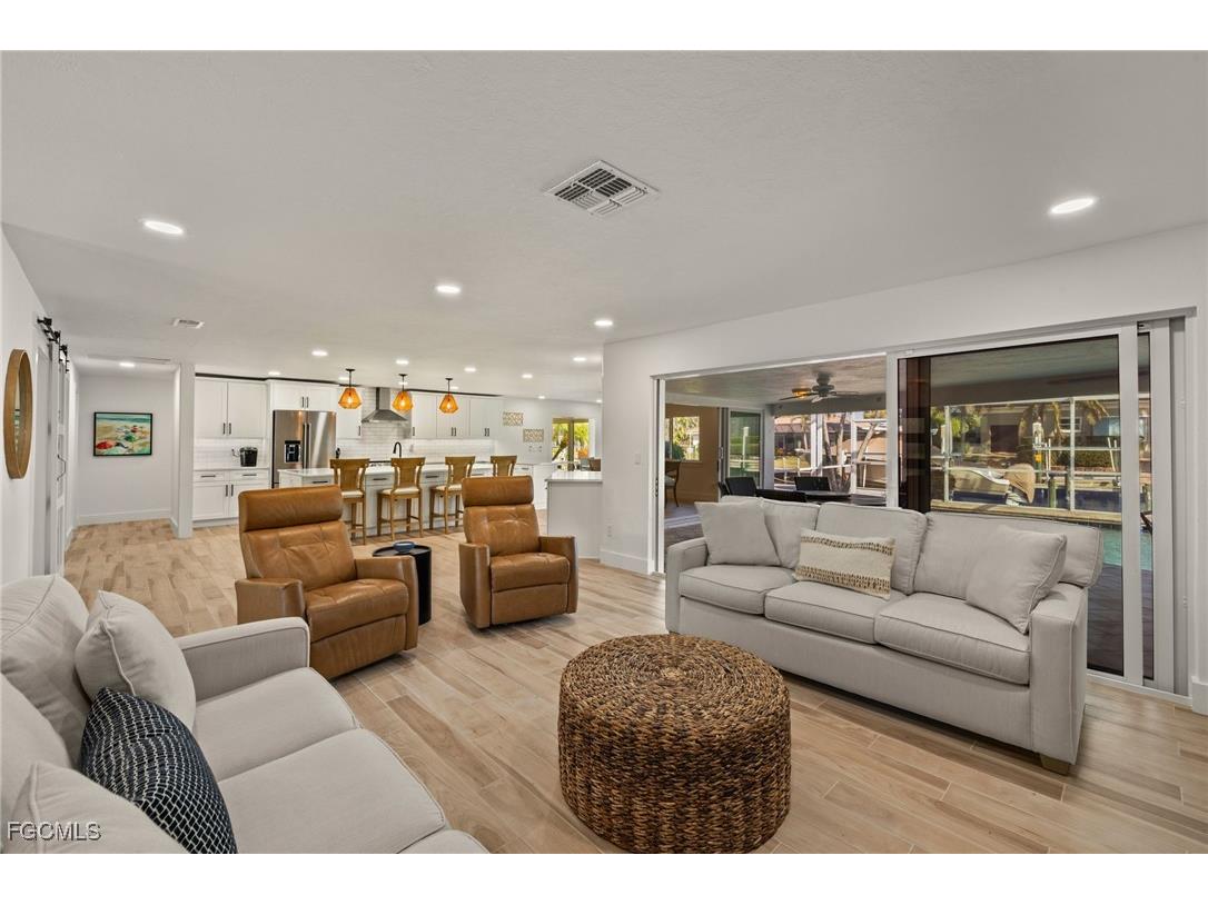 6822 Griffin Boulevard Fort Myers FL 33908 2026000698 image5