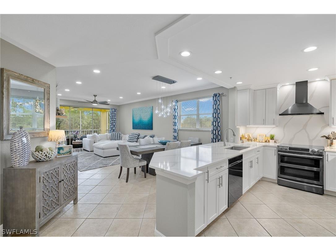 6824 Sterling Greens Place #3206 Naples FL 34104 224039927 image1