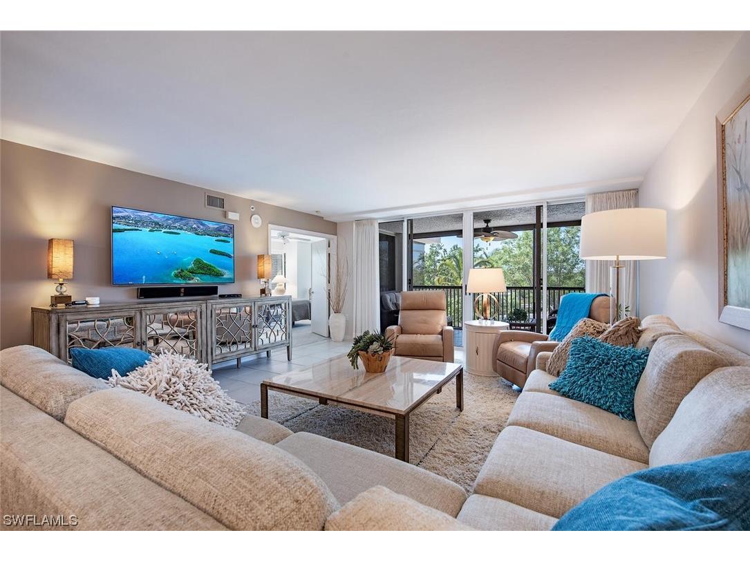 6825 Grenadier Boulevard #101 Naples FL 34108 224021759 image2