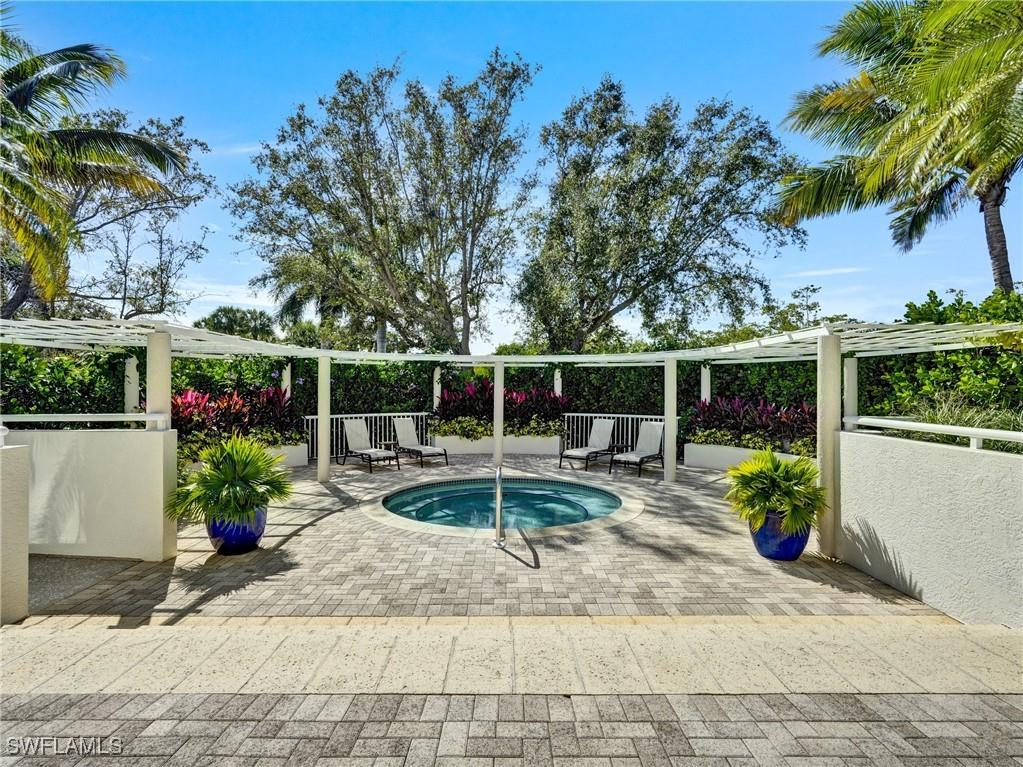 6825 Grenadier Boulevard #101 Naples FL 34108 224021759 image22