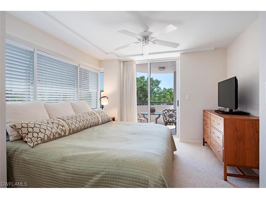 6825 Grenadier Boulevard #101 Naples FL 34108 224021759 image9