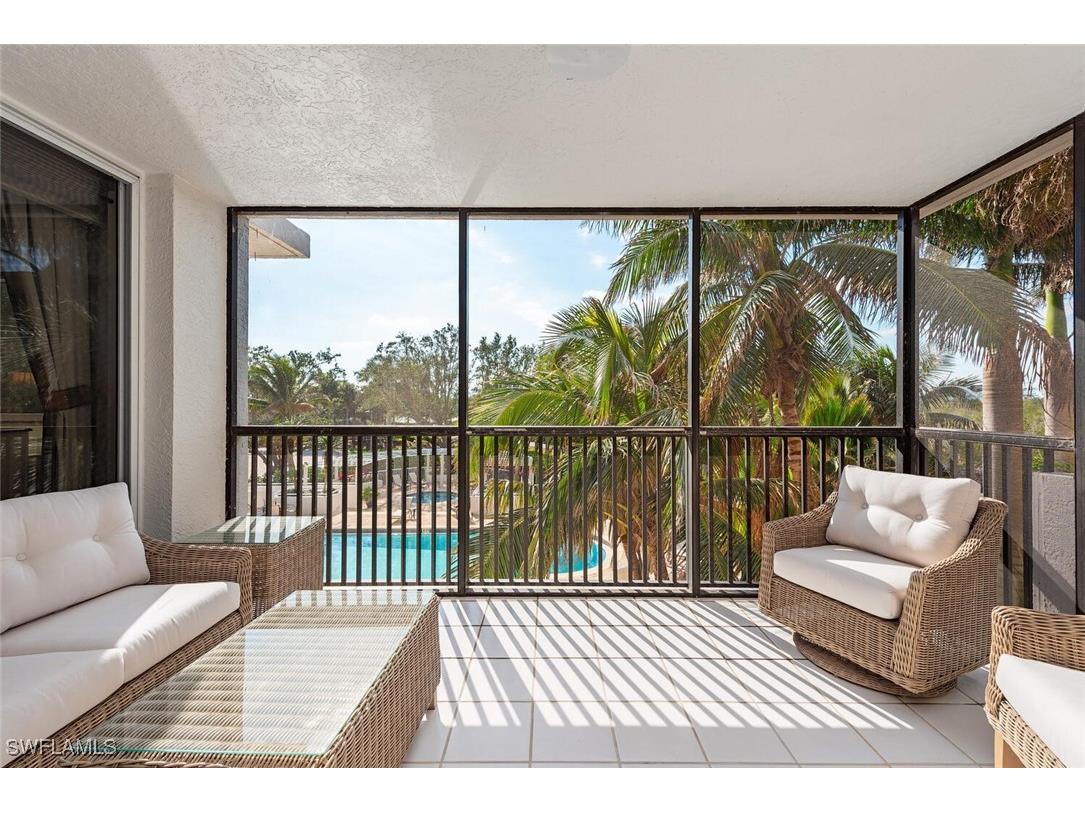 6825 Grenadier Boulevard #102 Naples FL 34108 225077569 image1