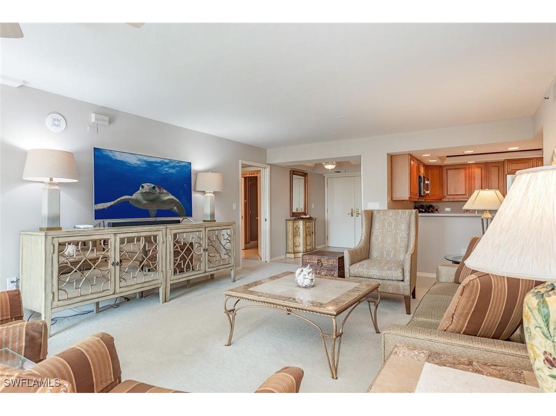 6825 Grenadier Boulevard #102 Naples FL 34108 225077569 image3