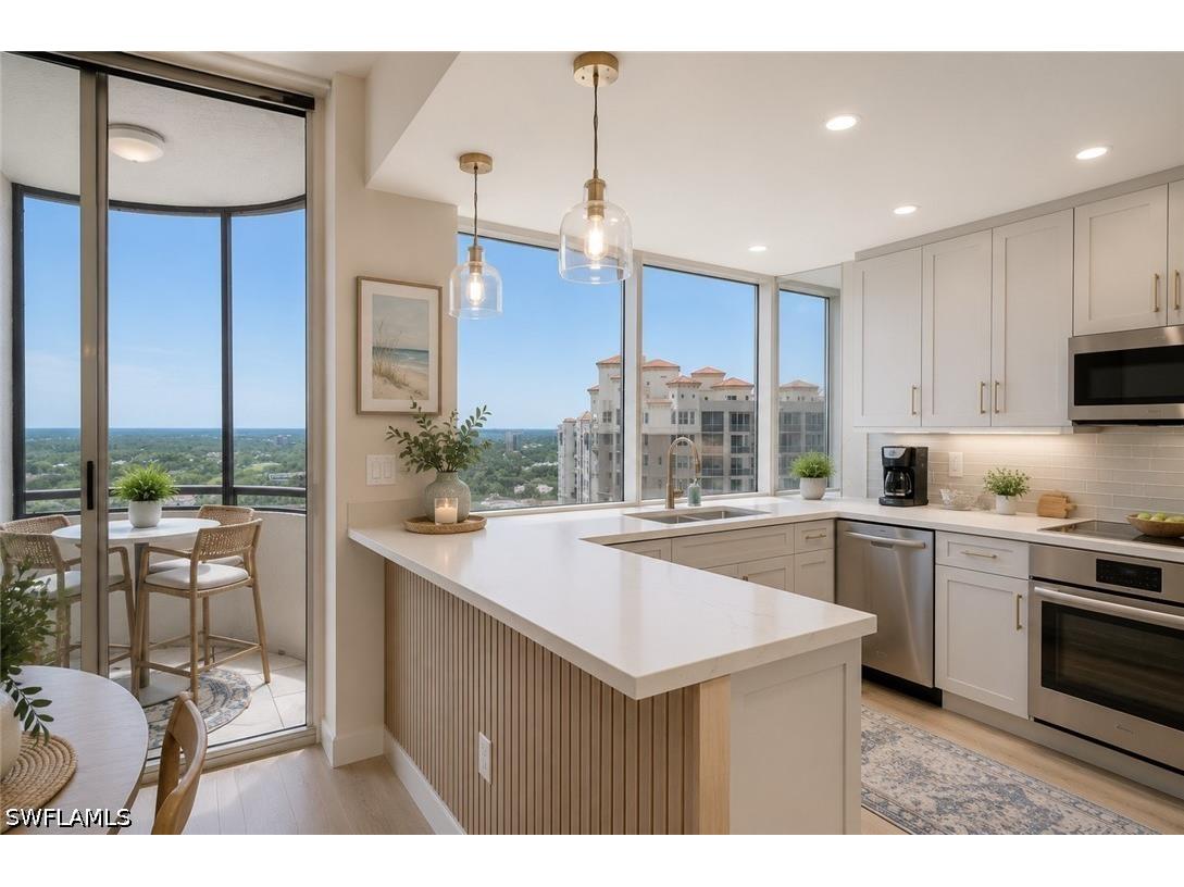 6825 Grenadier Boulevard #PH1 Naples FL 34108 226009689 image10