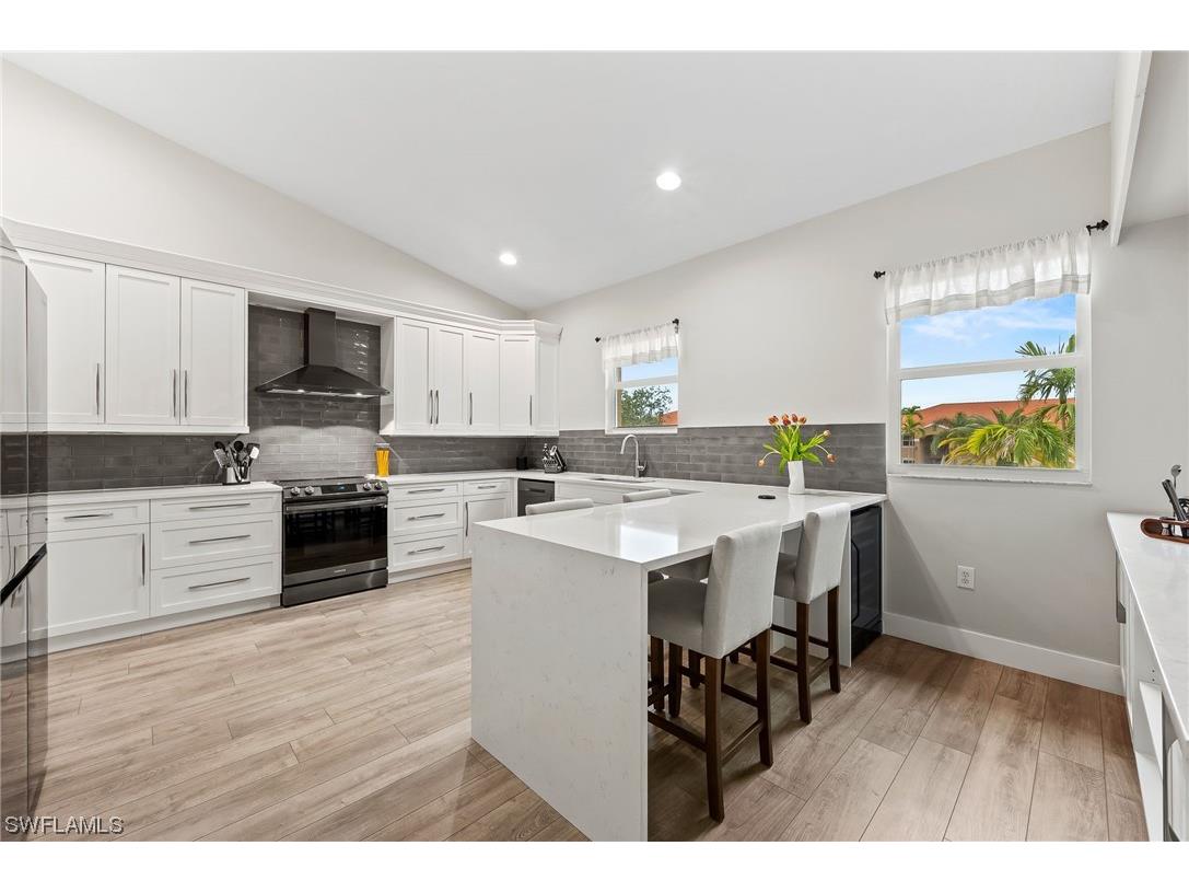 6825 Huntington Lakes Circle #201 Naples FL 34119 224007219 image1