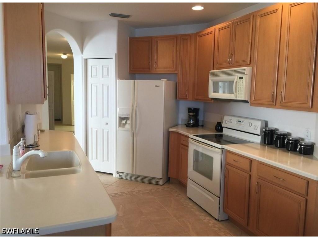 6825 Sterling Greens Drive #102 Naples FL 34104 226019514 image2