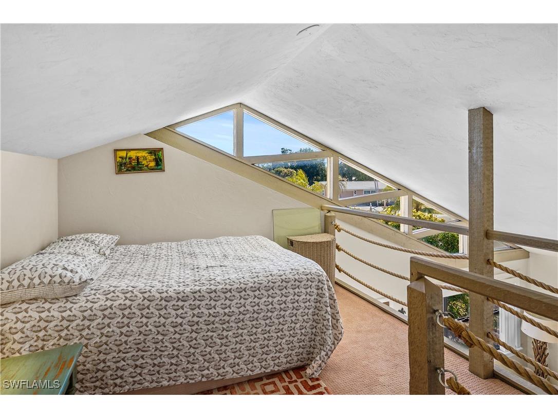 683 96th Avenue N Naples FL 34108 225010357 image12