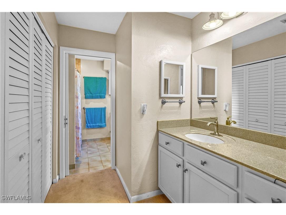 683 96th Avenue N Naples FL 34108 225010357 image25