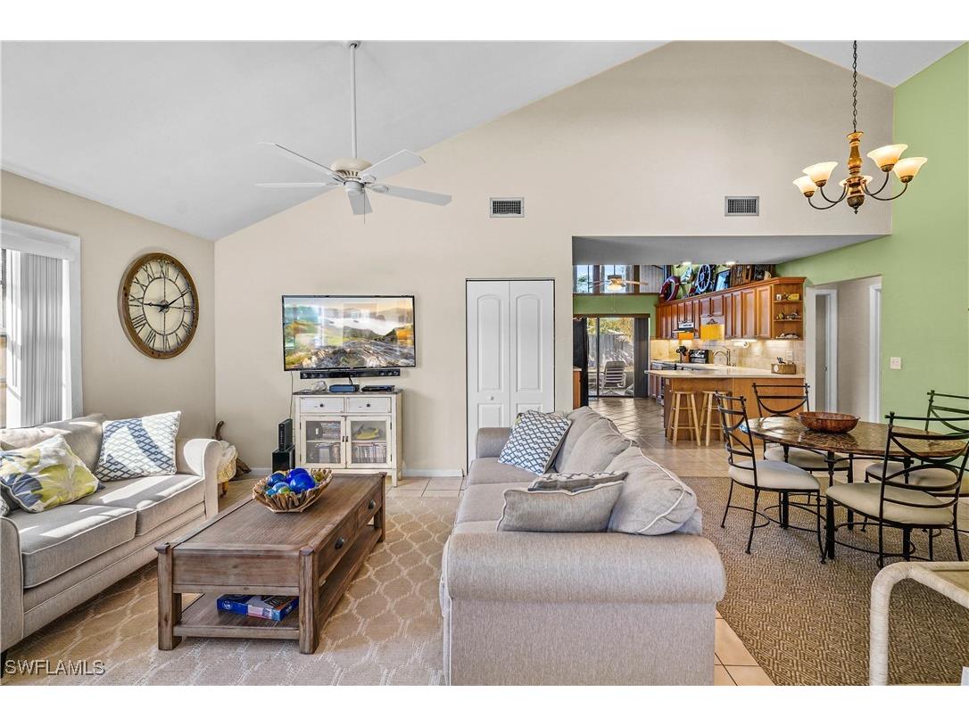 683 96th Avenue N Naples FL 34108 225010357 image5