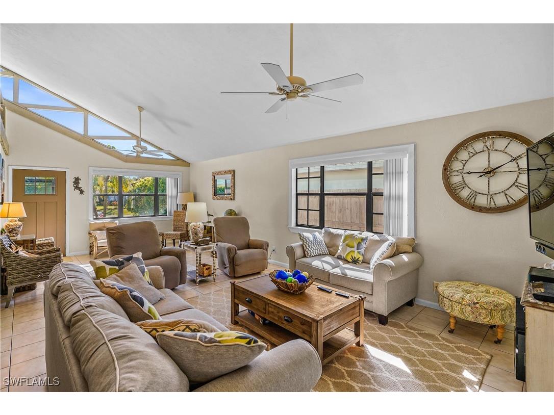 683 96th Avenue N Naples FL 34108 225010357 image9