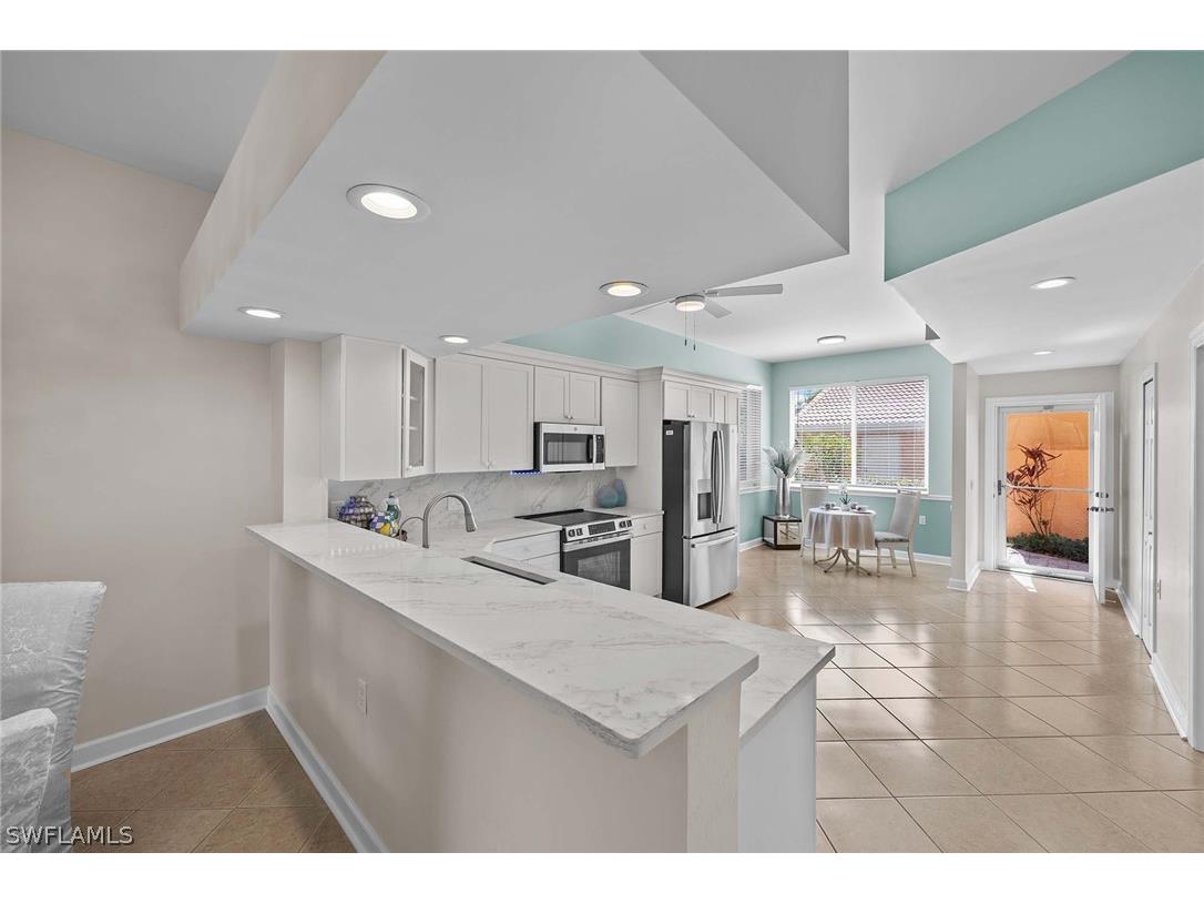 6830 Beach Resort Drive #15 Naples FL 34114 225085268 image2