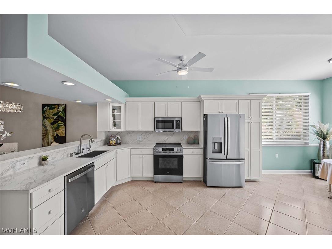 6830 Beach Resort Drive #15 Naples FL 34114 225085268 image4