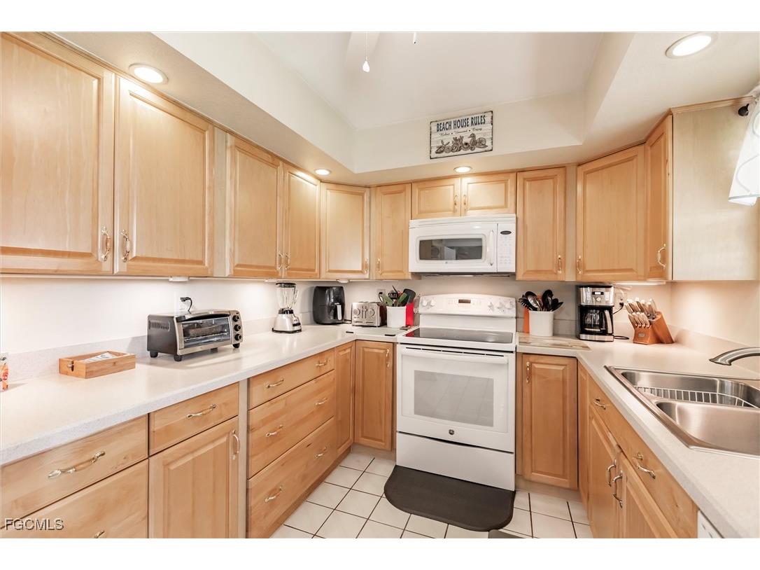 6832 Sandtrap Drive #2 Fort Myers FL 33919 2025021037 image11